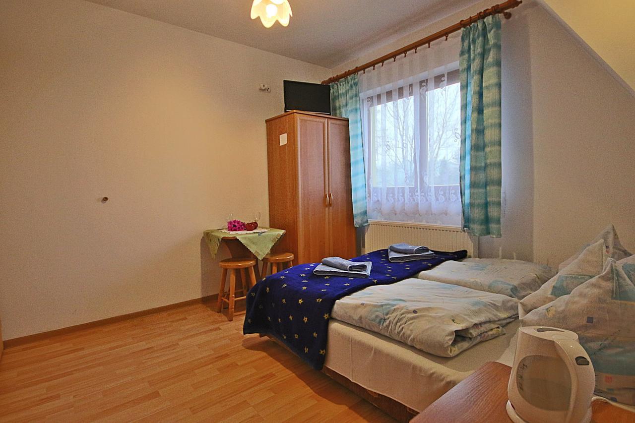 Noclegi Brzegi Exterior photo