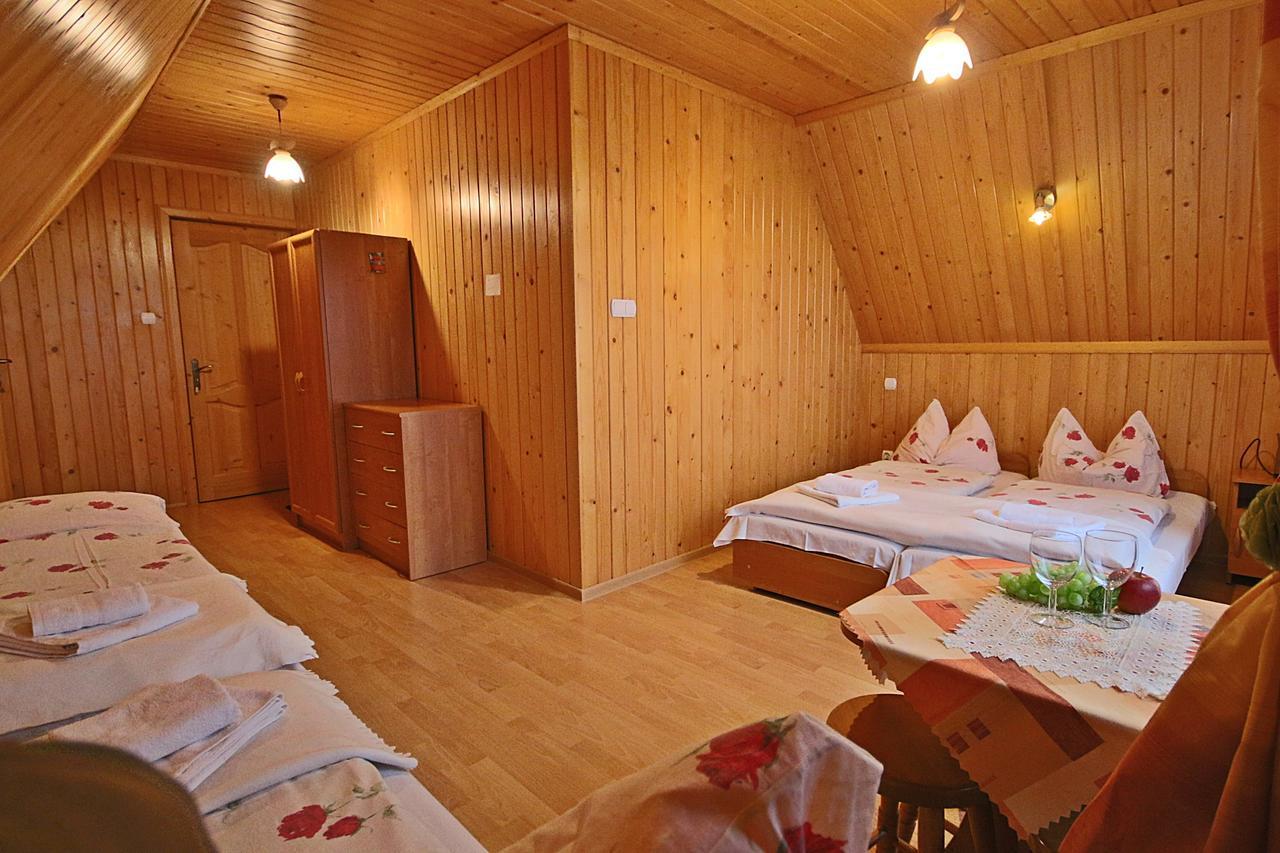 Noclegi Brzegi Exterior photo